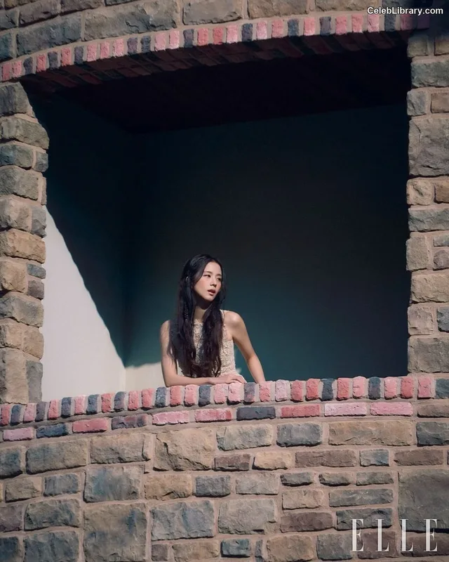 Jisoo  - BLΛƆKPIИK ( BLACKPINK ) photo 7 of 2451