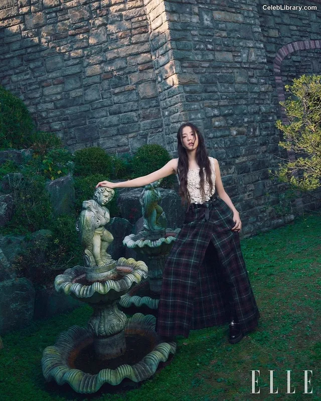 Jisoo  - BLΛƆKPIИK ( BLACKPINK ) photo 8 of 2451