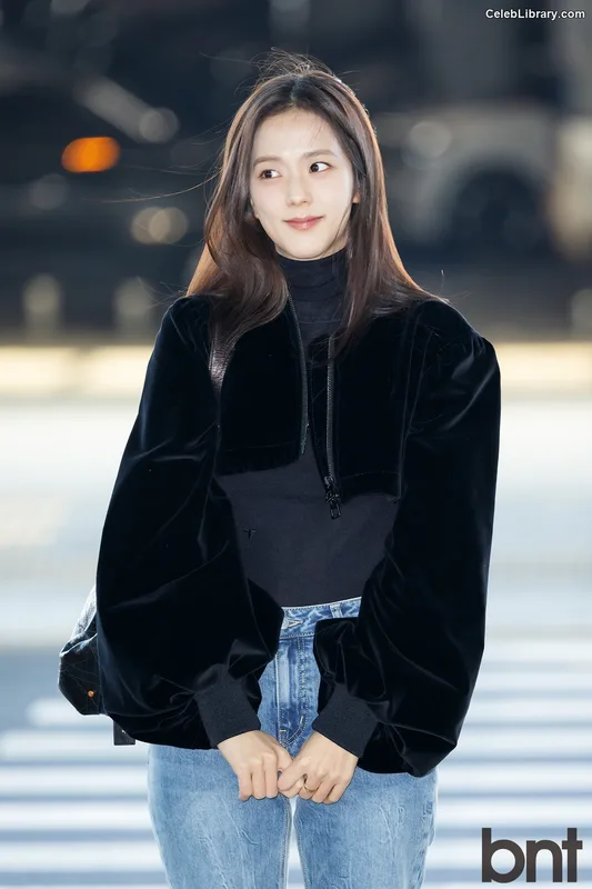 Jisoo  - BLΛƆKPIИK ( BLACKPINK ) photo 20 of 2451