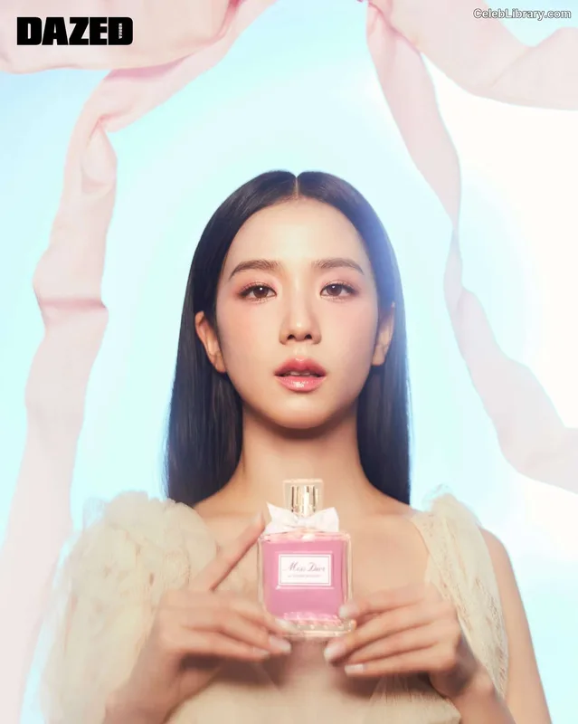 Jisoo  - BLΛƆKPIИK ( BLACKPINK ) photo 9 of 2451