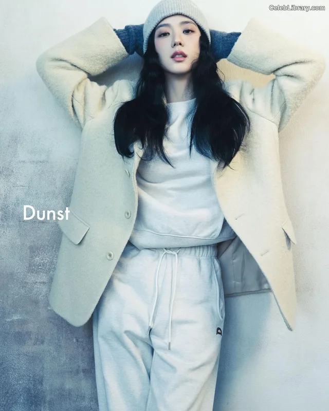 Jisoo  - BLΛƆKPIИK ( BLACKPINK ) photo 18 of 2451