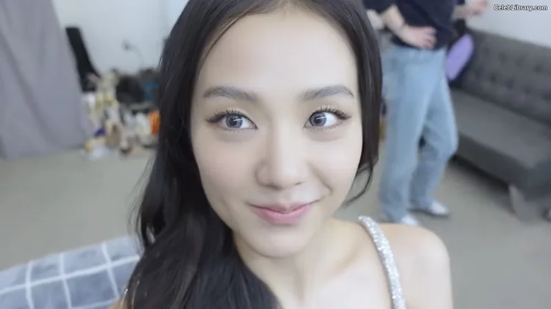 Jisoo  - BLΛƆKPIИK ( BLACKPINK ) photo 13 of 2451