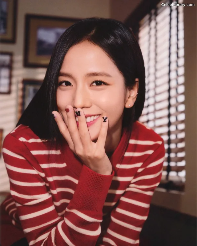 Jisoo - BLΛƆKPIИK ( BLACKPINK ) photo 6 of 2451