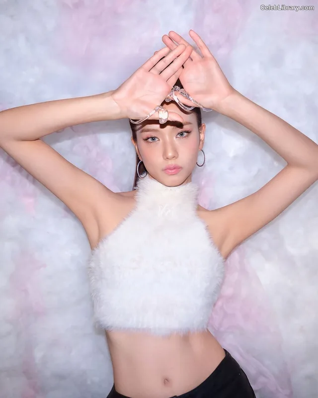 Jisoo - BLΛƆKPIИK ( BLACKPINK ) photo 20 of 2451