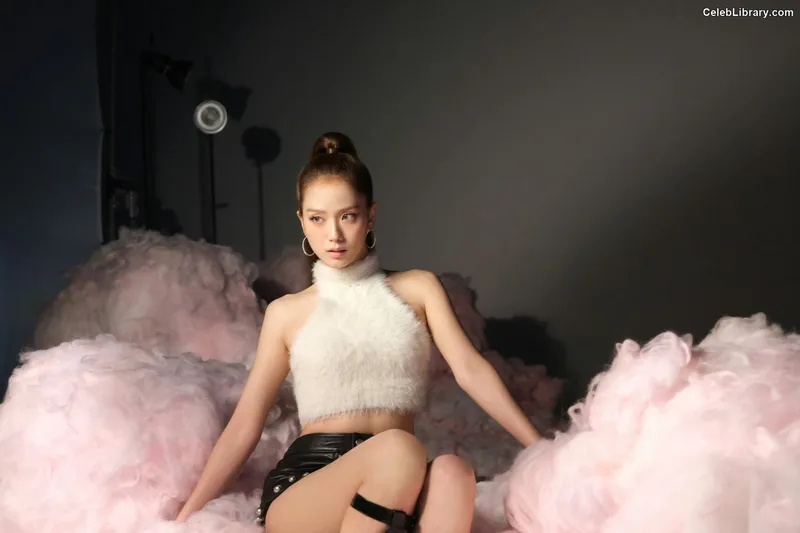 Jisoo - BLΛƆKPIИK ( BLACKPINK ) photo 15 of 2451