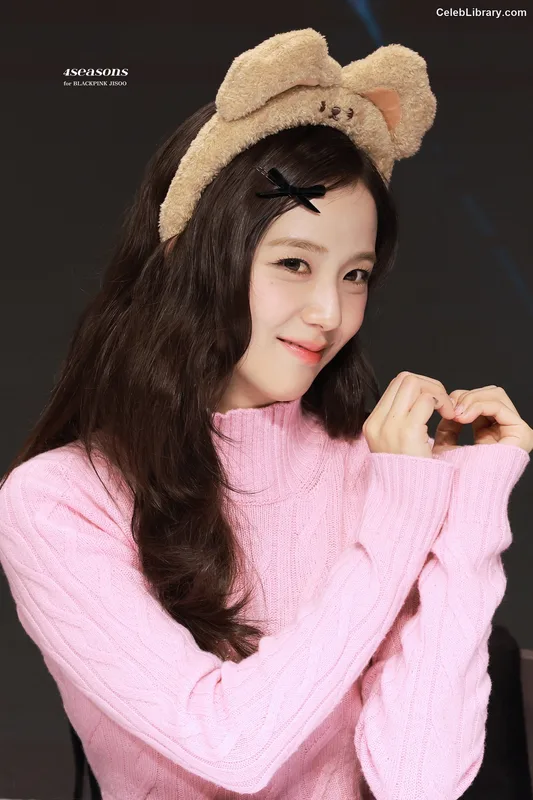 Jisoo - BLΛƆKPIИK ( BLACKPINK ) photo 21 of 2451