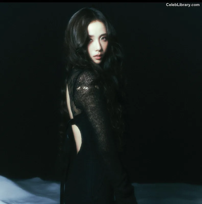 Jisoo - BLΛƆKPIИK ( BLACKPINK ) photo 6 of 2451