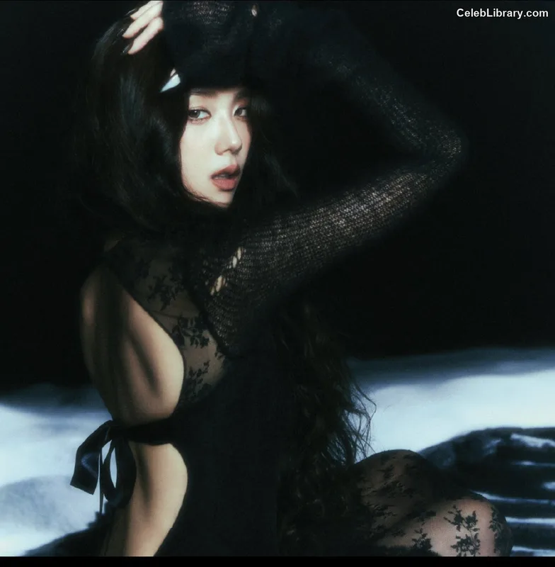 Jisoo - BLΛƆKPIИK ( BLACKPINK ) photo 8 of 2451