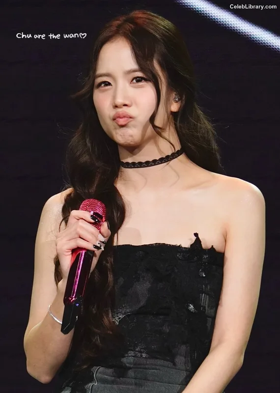 Jisoo - BLΛƆKPIИK ( BLACKPINK ) photo 19 of 2451