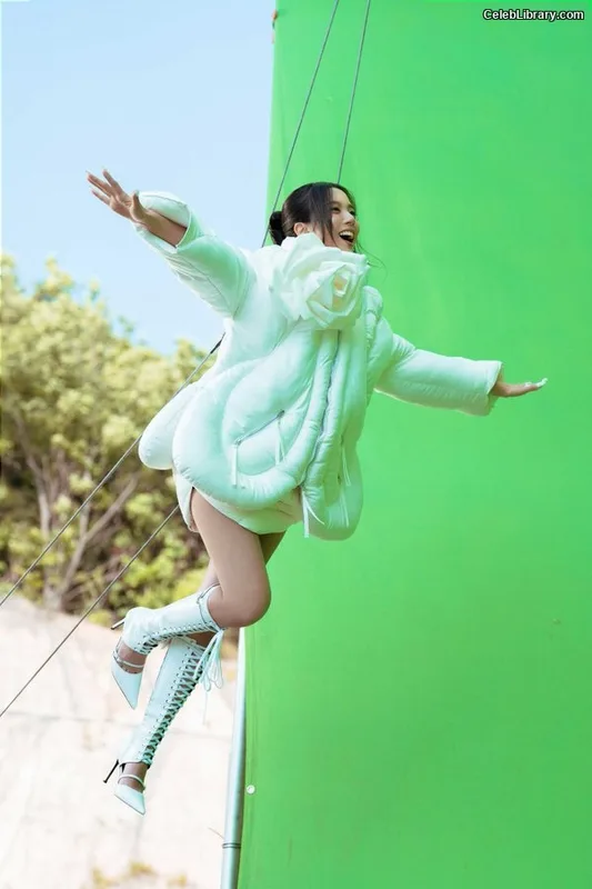 Jisoo - BLΛƆKPIИK ( BLACKPINK ) photo 10 of 2451