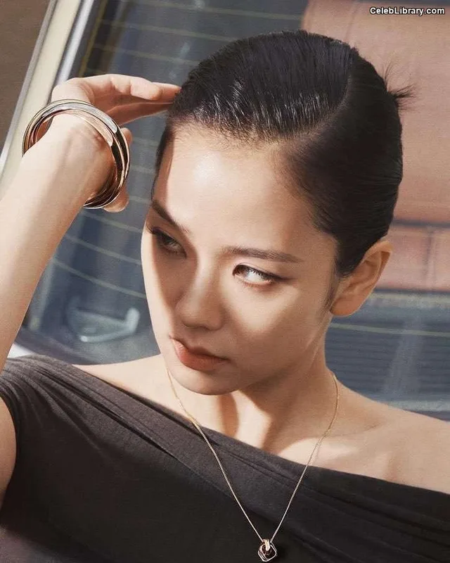Jisoo - BLΛƆKPIИK ( BLACKPINK ) photo 16 of 2451