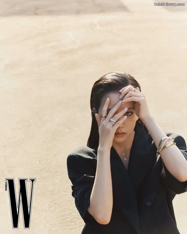Jisoo - BLΛƆKPIИK ( BLACKPINK ) photo 17 of 2451
