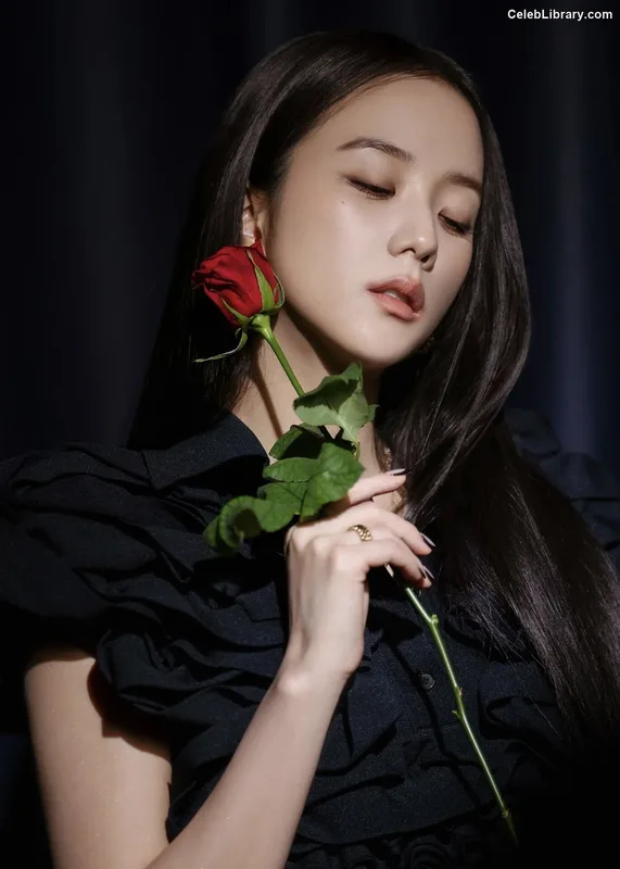 Jisoo  - BLΛƆKPIИK ( BLACKPINK ) photo 16 of 2451