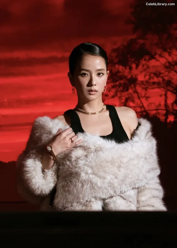 Jisoo  - BLΛƆKPIИK ( BLACKPINK ) photo 17 of 2451