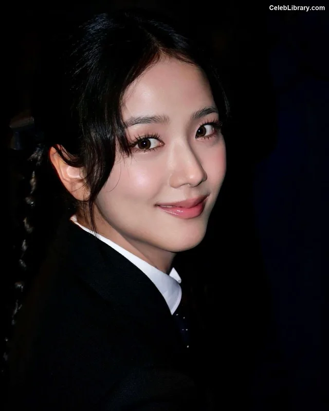Jisoo  - BLΛƆKPIИK ( BLACKPINK ) photo 7 of 2451