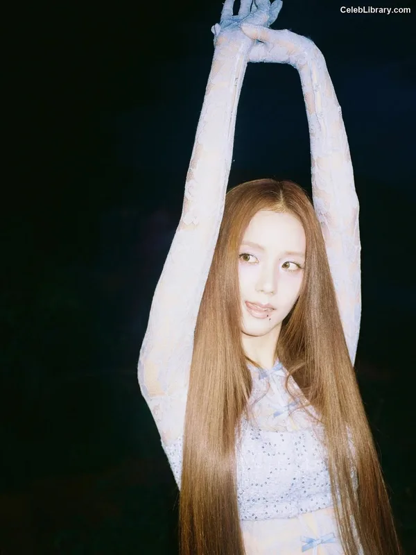 Jisoo  - BLΛƆKPIИK ( BLACKPINK ) photo 9 of 2451