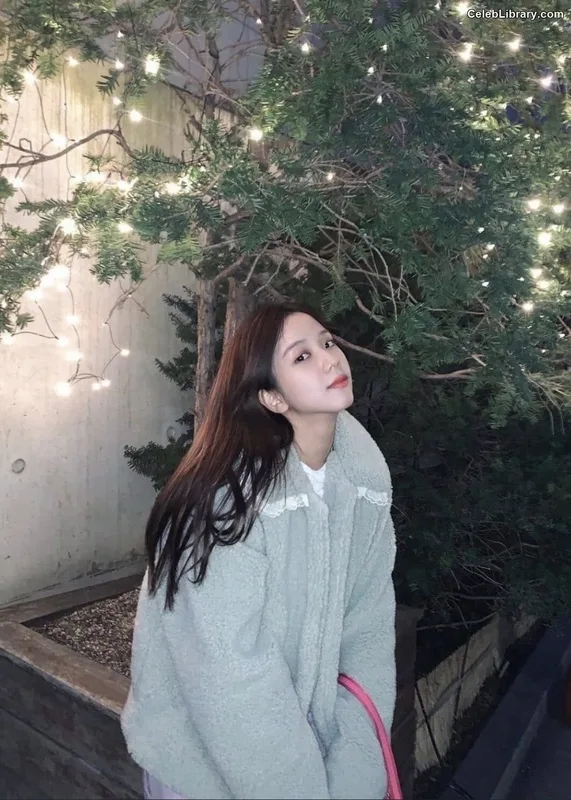 Jisoo  - BLΛƆKPIИK ( BLACKPINK ) photo 14 of 2451