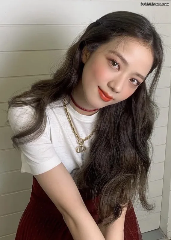 Jisoo - BLΛƆKPIИK ( BLACKPINK ) photo 10 of 2451