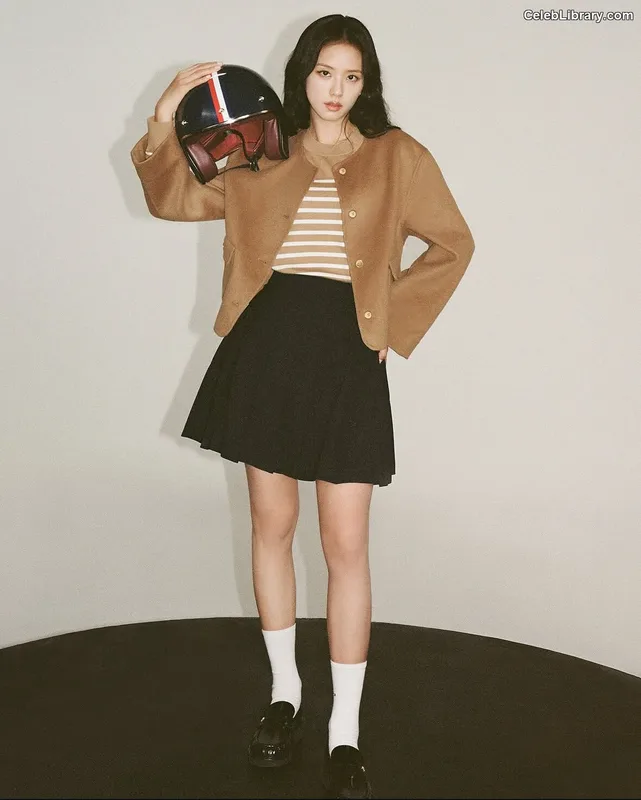 Jisoo - BLΛƆKPIИK ( BLACKPINK ) photo 24 of 2451