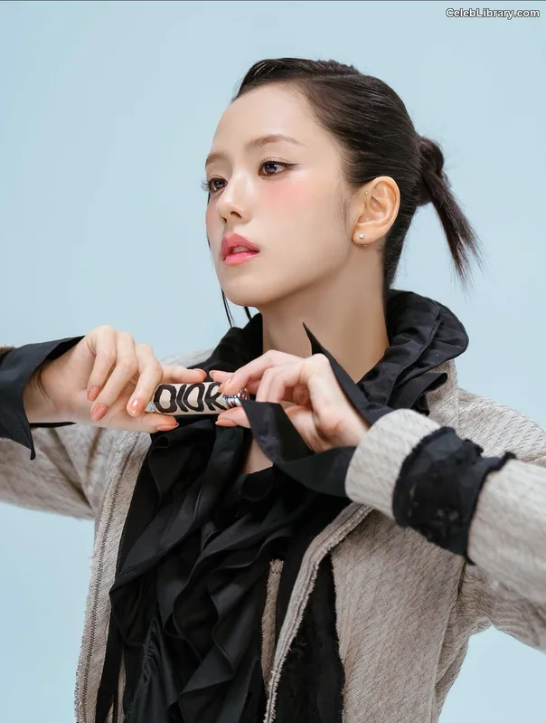 Jisoo - BLΛƆKPIИK ( BLACKPINK ) photo 6 of 2451