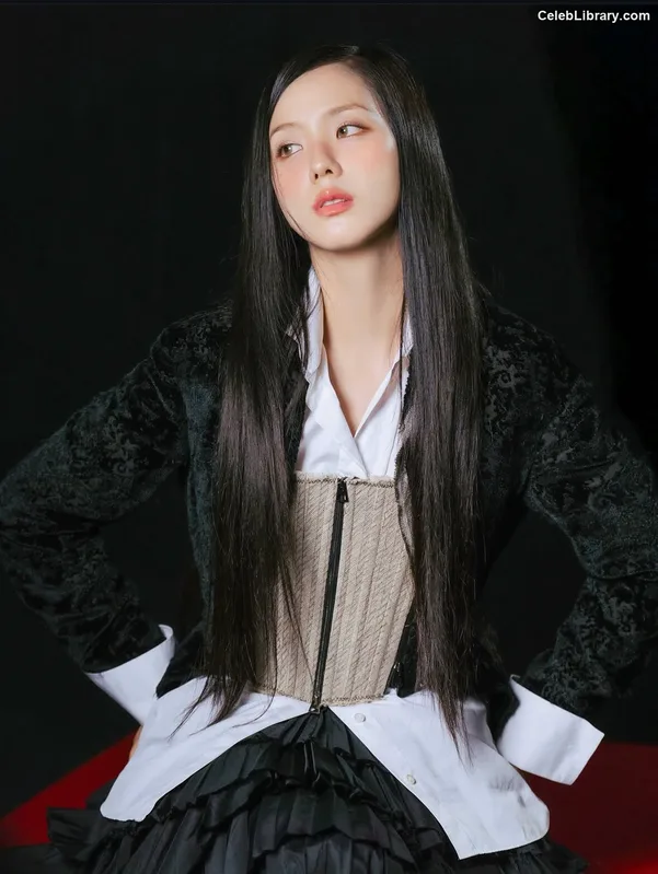 Jisoo - BLΛƆKPIИK ( BLACKPINK ) photo 9 of 2451