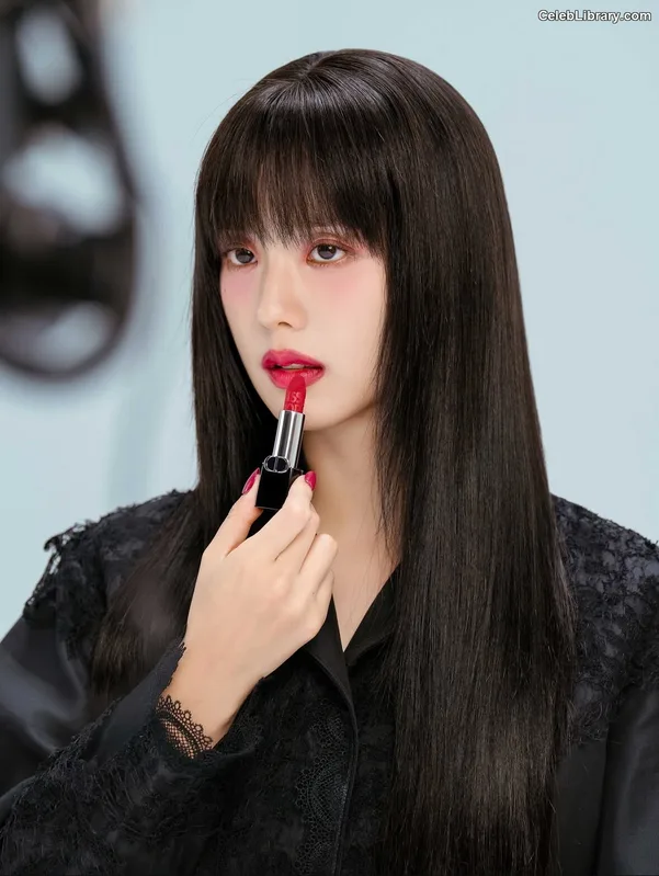 Jisoo - BLΛƆKPIИK ( BLACKPINK ) photo 10 of 2451