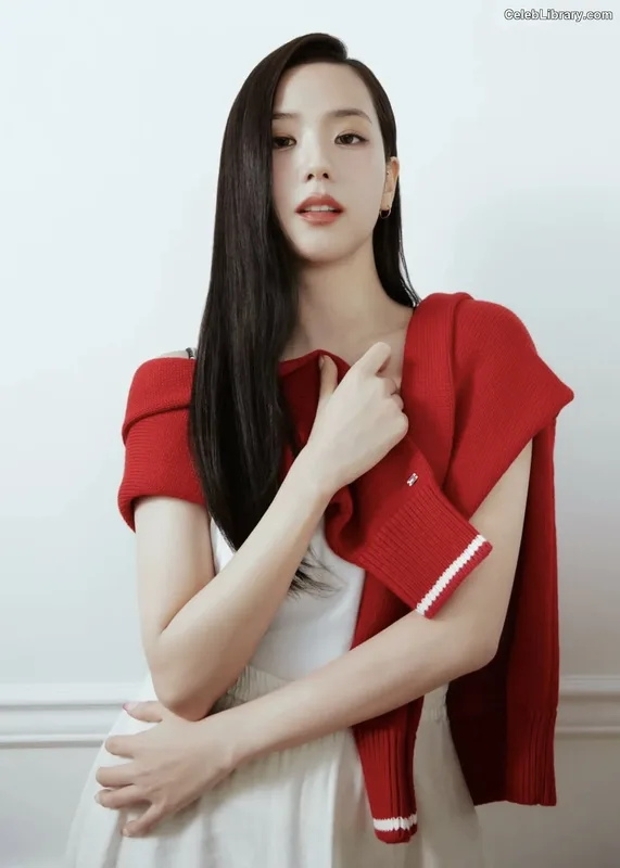 Jisoo - BLΛƆKPIИK ( BLACKPINK ) photo 24 of 2451