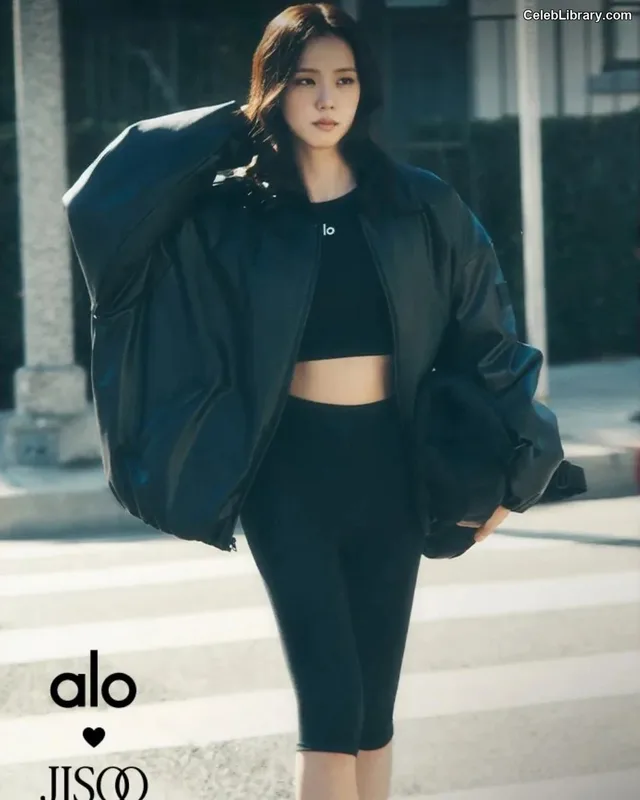 Jisoo  - BLΛƆKPIИK ( BLACKPINK ) photo 19 of 2451