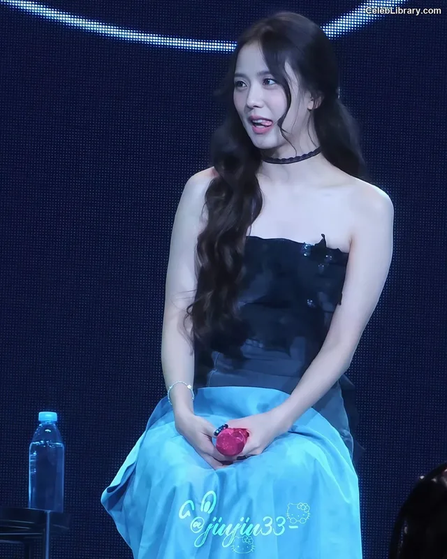 Jisoo  - BLΛƆKPIИK ( BLACKPINK ) photo 24 of 2451