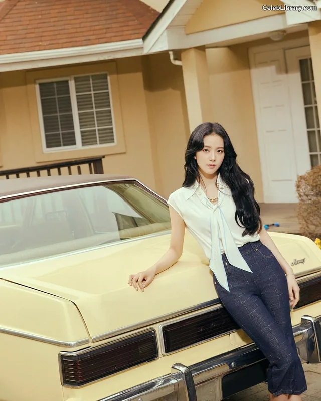 Jisoo  - BLΛƆKPIИK ( BLACKPINK ) photo 21 of 2451