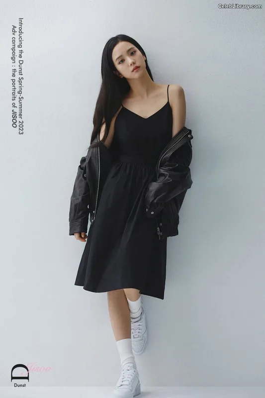 Jisoo  - BLΛƆKPIИK ( BLACKPINK ) photo 3 of 2451