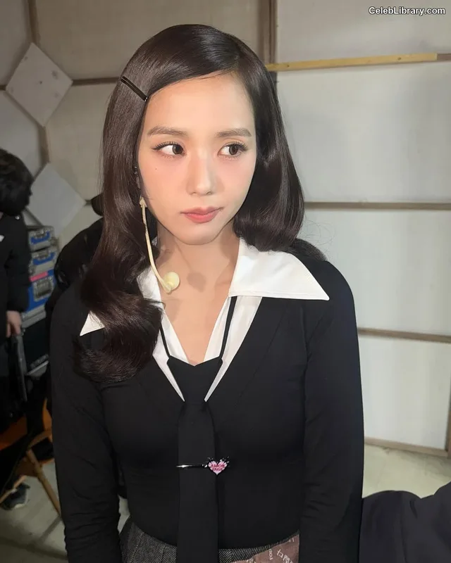 Jisoo - BLΛƆKPIИK ( BLACKPINK ) photo 7 of 2451