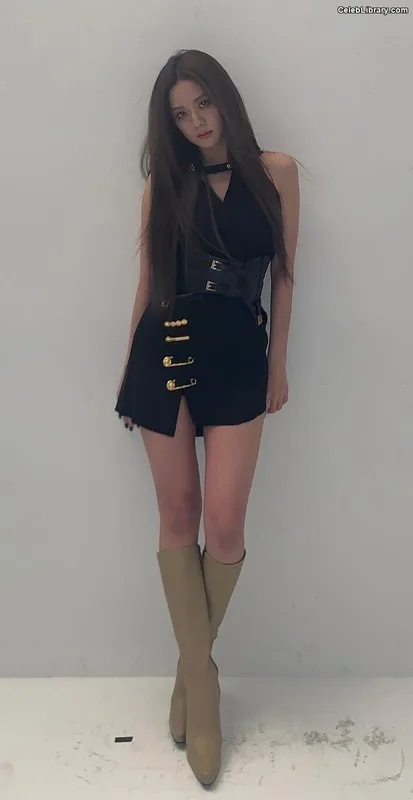 Jisoo - BLΛƆKPIИK ( BLACKPINK ) photo 8 of 2451