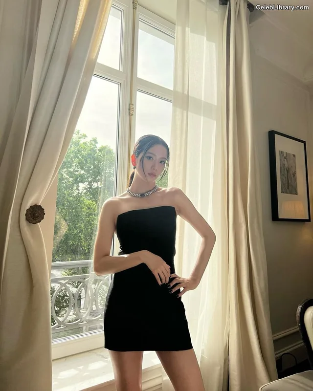 Jisoo  - BLΛƆKPIИK ( BLACKPINK ) photo 22 of 2451