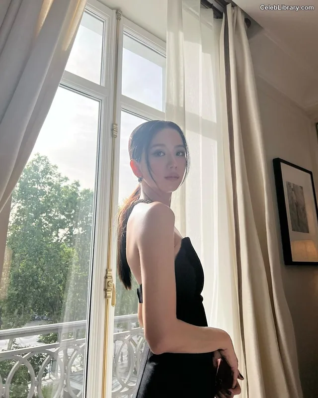 Jisoo  - BLΛƆKPIИK ( BLACKPINK ) photo 24 of 2451