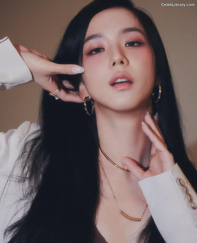 Jisoo  - BLΛƆKPIИK ( BLACKPINK ) photo 12 of 2451