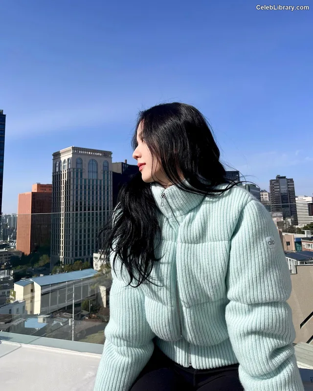 Jisoo  - BLΛƆKPIИK ( BLACKPINK ) photo 18 of 2451