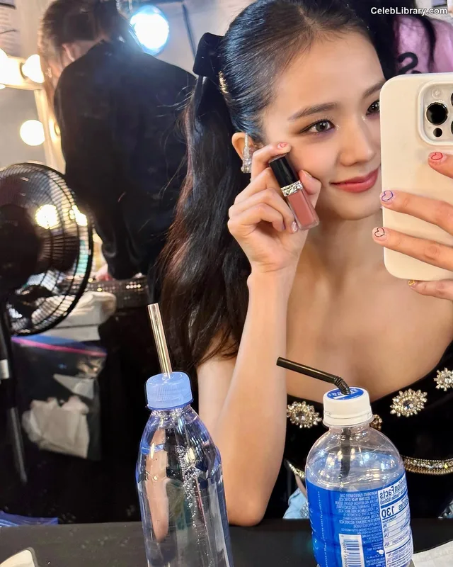 Jisoo  - BLΛƆKPIИK ( BLACKPINK ) photo 24 of 2451