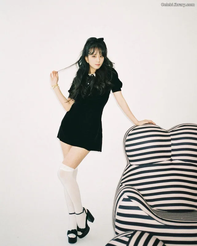 Jisoo  - BLΛƆKPIИK ( BLACKPINK ) photo 21 of 2451