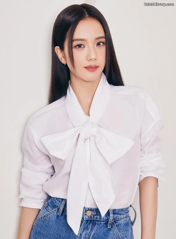 Jisoo  - BLΛƆKPIИK ( BLACKPINK ) photo 7 of 2451