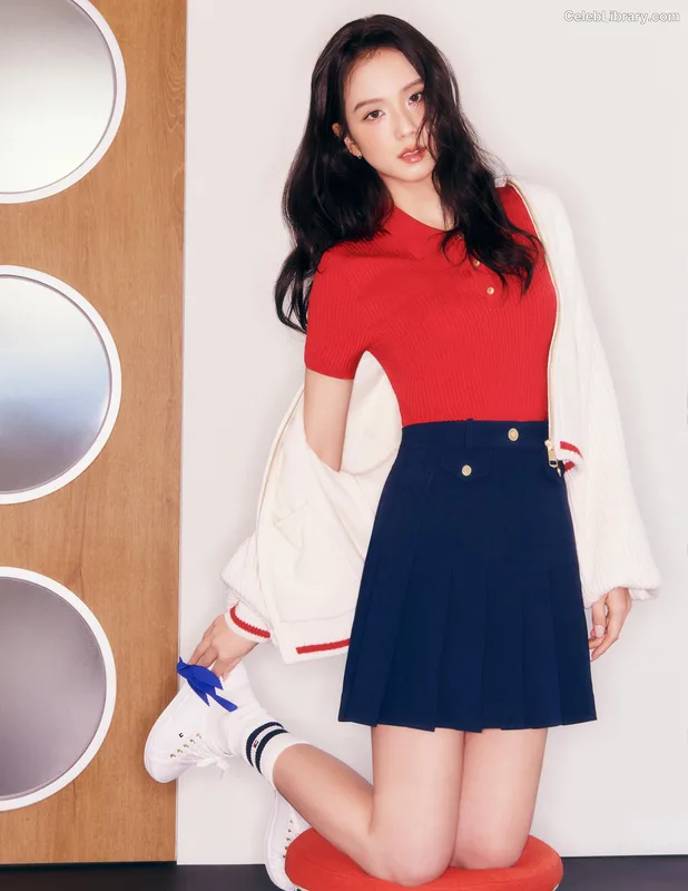 Jisoo  - BLΛƆKPIИK ( BLACKPINK ) photo 11 of 2451