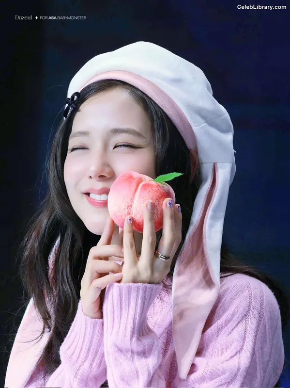 Jisoo  - BLΛƆKPIИK ( BLACKPINK ) photo 20 of 2451