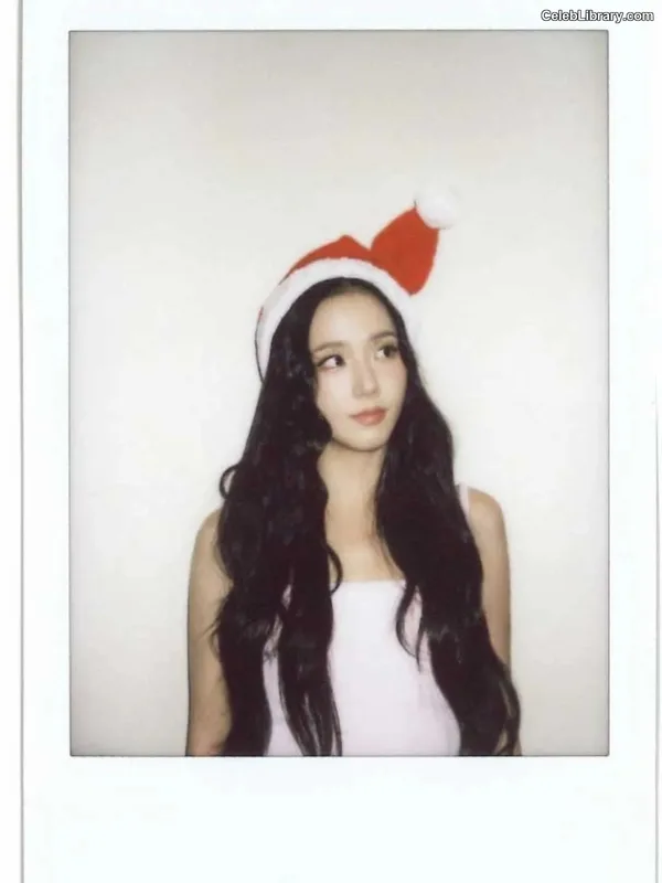 Jisoo  - BLΛƆKPIИK ( BLACKPINK ) photo 16 of 2451