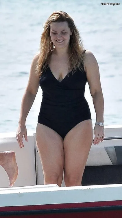 Jo Joyner photo 11 of 19