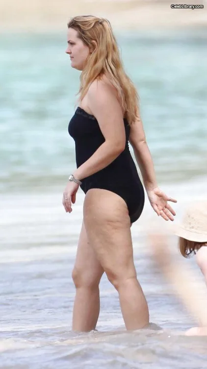 Jo Joyner photo 15 of 19