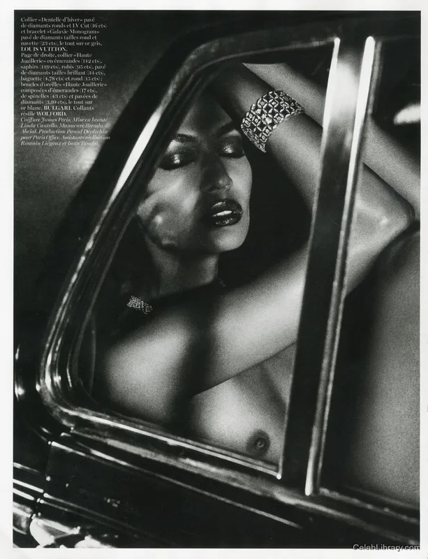 Joan Smalls photo 24 of 60