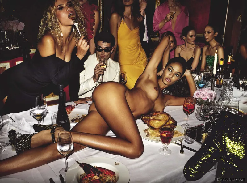 Joan Smalls photo 9 of 60