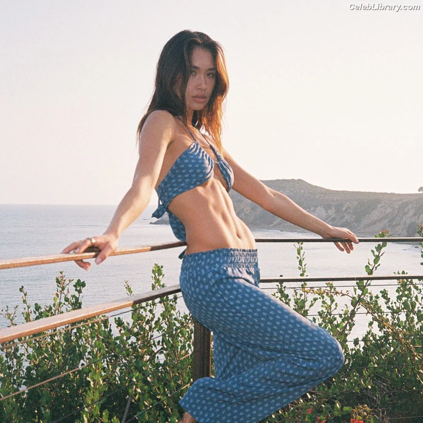 Jocelyn Chew photo 5 of 115