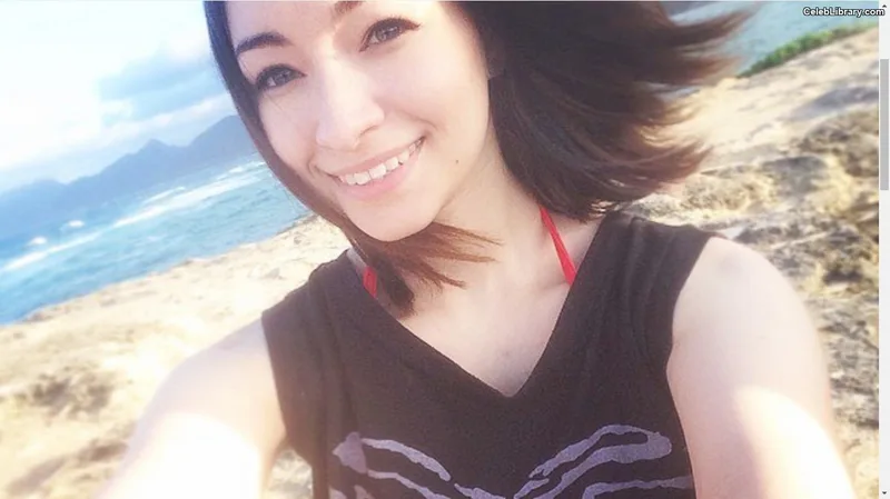 Jodelle Ferland photo 19 of 100