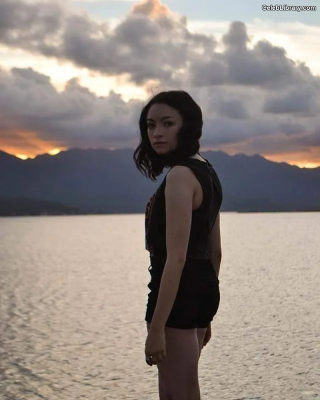 Jodelle Ferland photo 20 of 100